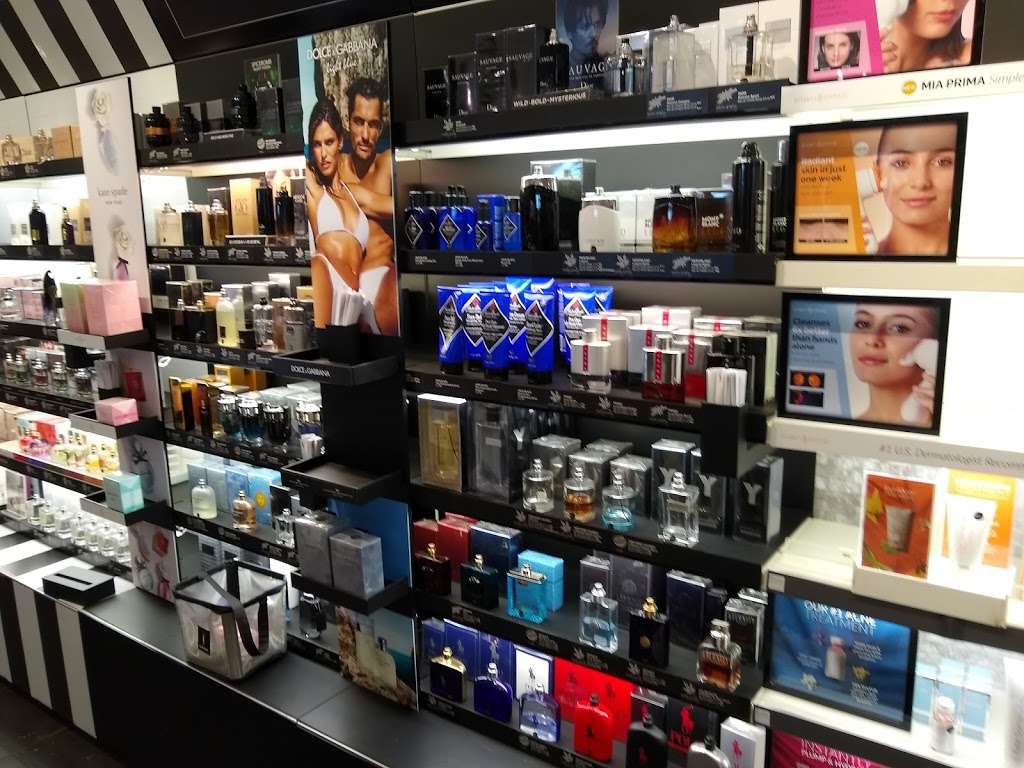 SEPHORA inside JCPenney | 3165 Interstate 45 N, Conroe, TX 77304, USA | Phone: (936) 756-7567