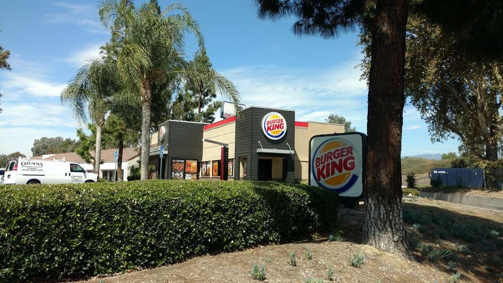 Burger King | 2402 S Grove Ave, Ontario, CA 91761 | Phone: (909) 930-6761