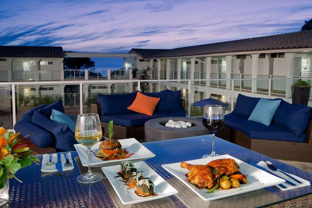 Hotel Indigo San Diego Del Mar | 710 Camino Del Mar, Del Mar, CA 92014 | Phone: (858) 755-1501