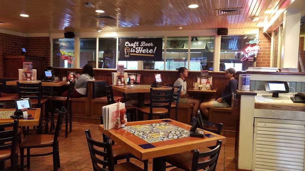 Chilis Grill & Bar | 6943 W 38th St, Indianapolis, IN 46254, USA | Phone: (317) 328-1767