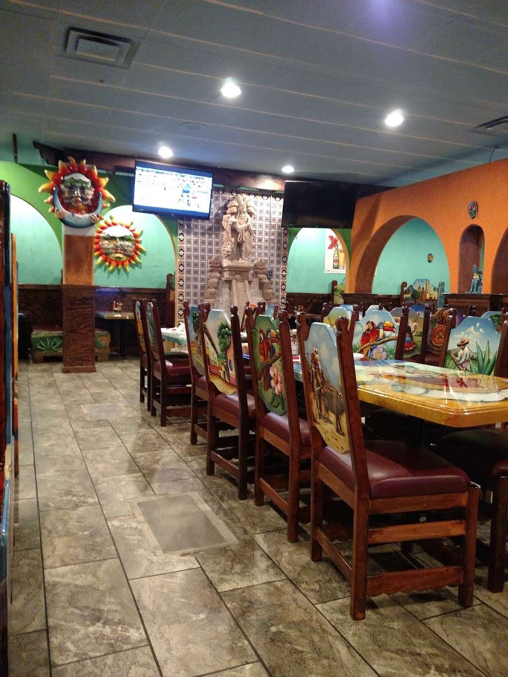 Rositas Mexican Restaurant | 2310 W Southport Rd, Indianapolis, IN 46217, USA | Phone: (317) 893-4623