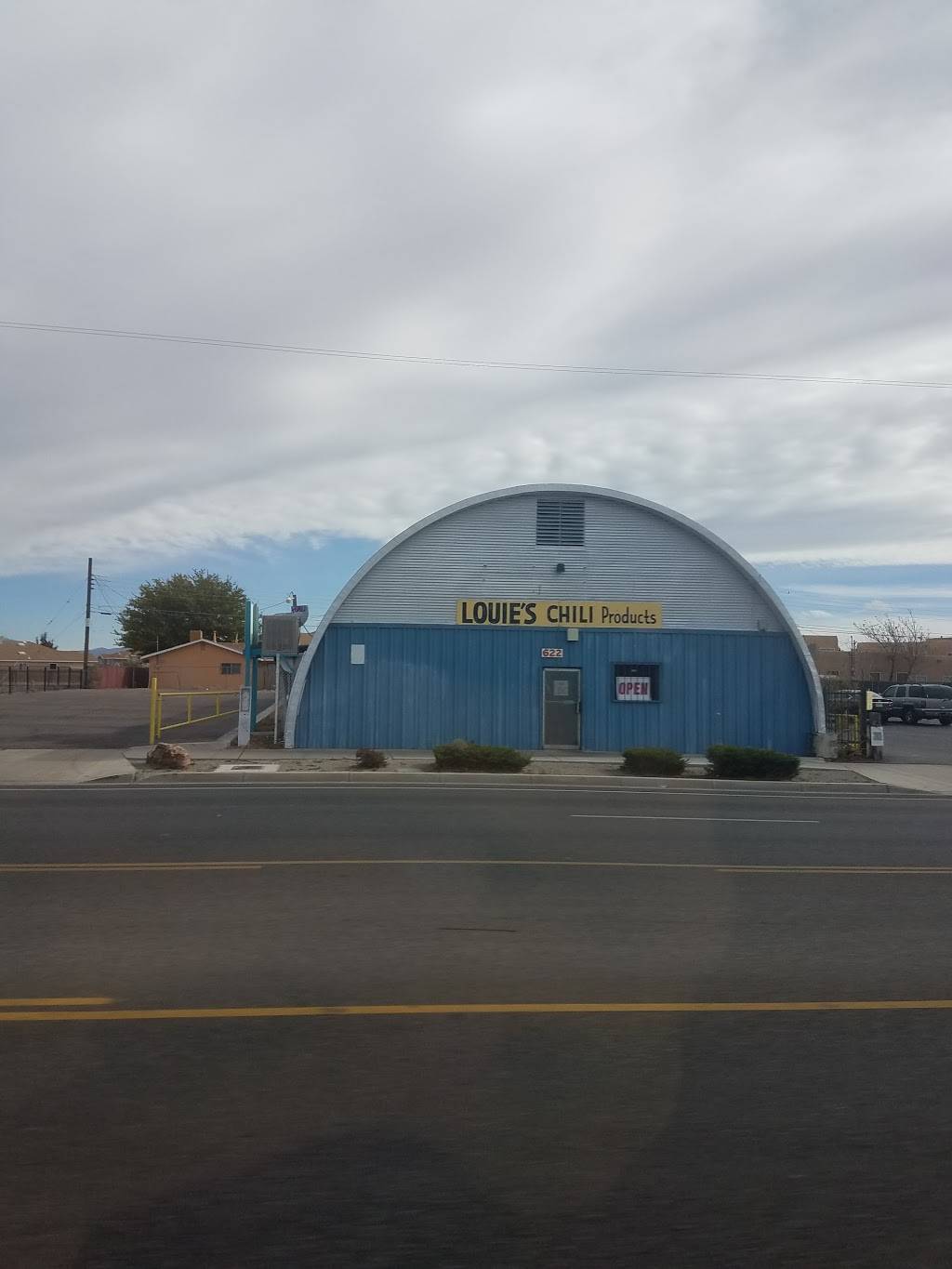 Louies Produce | 622 Old Coors Dr SW, Albuquerque, NM 87121, USA | Phone: (505) 831-5940