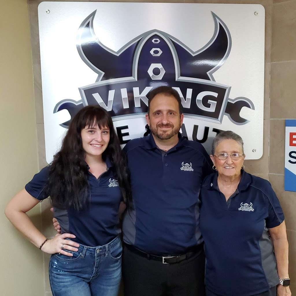 Viking Tire & Auto | 2121 Brittmoore Rd #3300, Houston, TX 77043, USA | Phone: (713) 939-9333