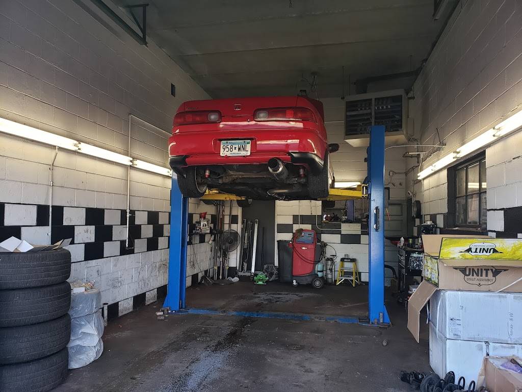 Budget Auto Repair | 558 Old Hwy 8 NW, New Brighton, MN 55112, USA | Phone: (612) 404-4513