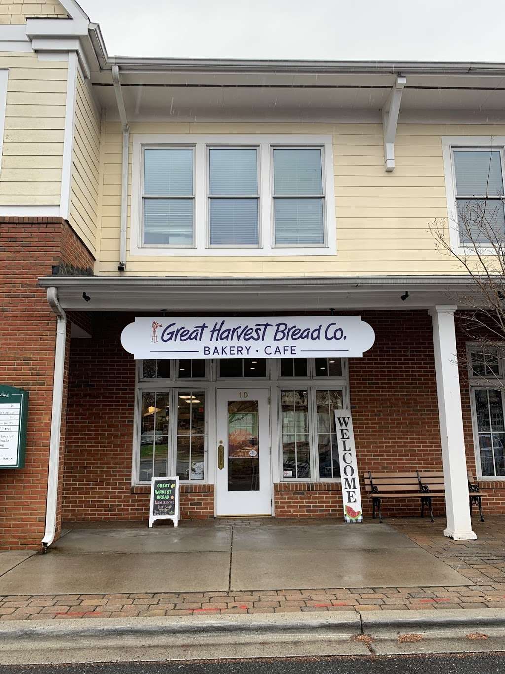 Great Harvest Bread Co. | 110 Matthews Station Street Suite #1-D, Matthews, NC 28105, USA | Phone: (980) 262-3090
