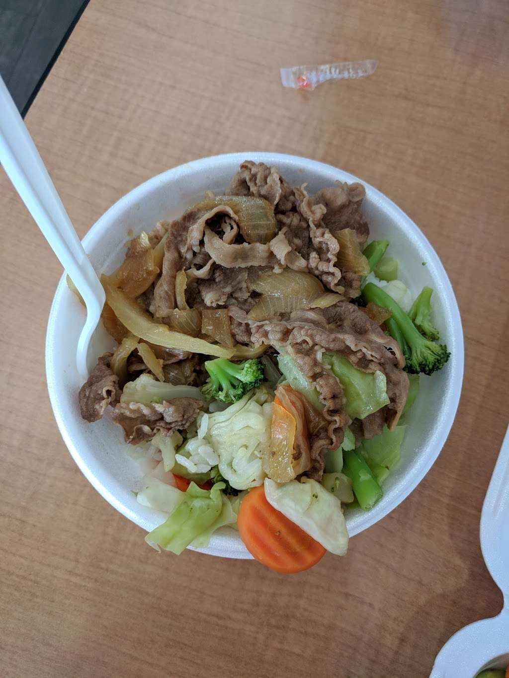 Yoshinoya Vermont & Rosecrans | 14225 S Vermont Ave, Gardena, CA 90247 | Phone: (310) 516-7863