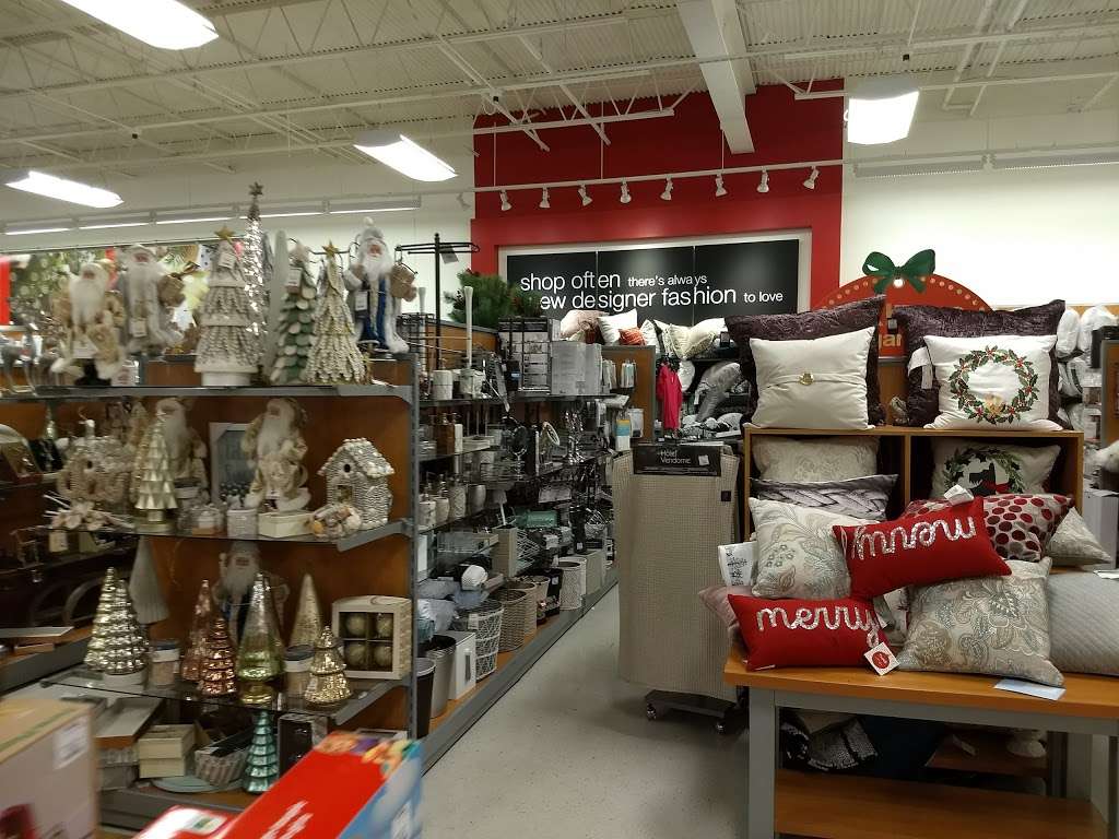 T.J. Maxx | 12163 Biscayne Blvd, North Miami, FL 33181, USA | Phone: (305) 981-0519