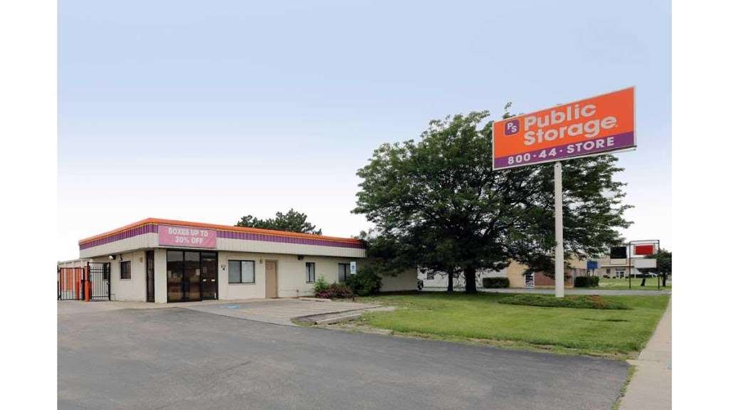 Public Storage | 556 N York Rd, Bensenville, IL 60106, USA | Phone: (630) 749-5325