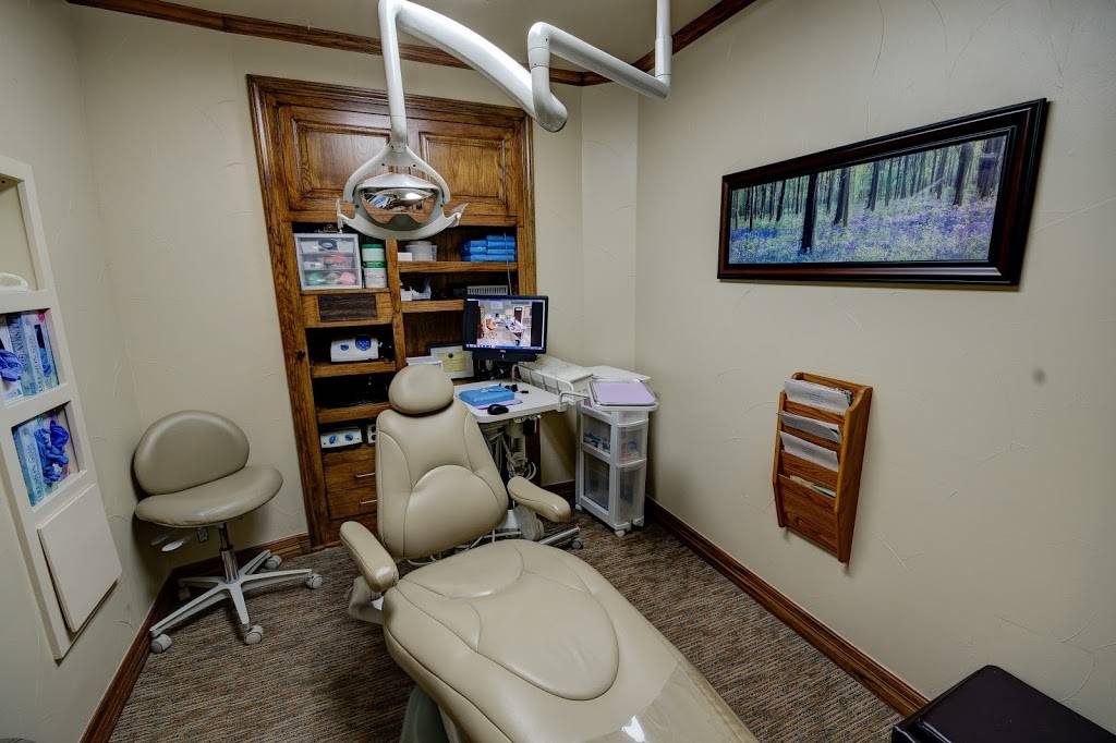 Brad Moss DDS PLLC | 1011 N Carroll Ave, Southlake, TX 76092, USA | Phone: (817) 488-6513