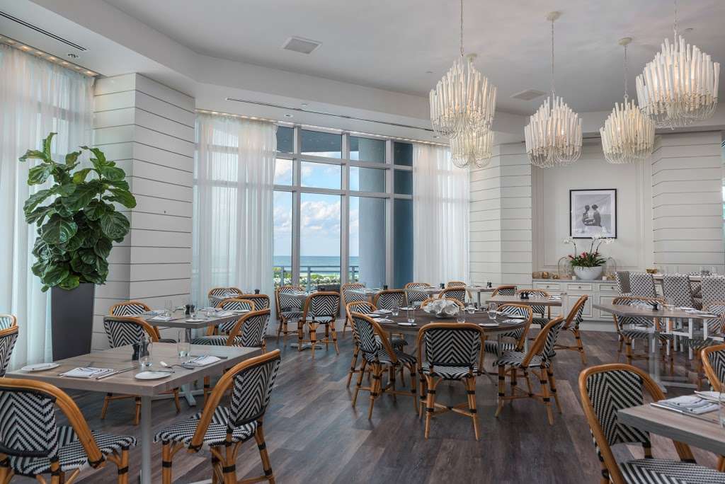 Artisan Beach House Restaurant & Sunset Lounge | 10295 Collins Ave, Bal Harbour, FL 33154, USA | Phone: (305) 455-5460