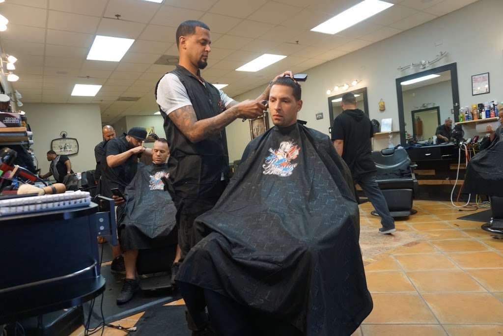 Prestige barbers inc | 2567 E Irlo Bronson Memorial Hwy, Kissimmee, FL 34744, USA | Phone: (407) 989-3737