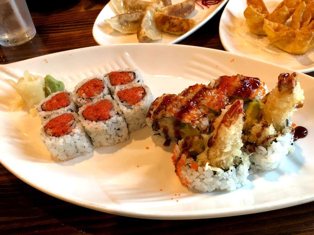 Sakana Hibachi Sushi and Bar | 275 New State Hwy, Raynham, MA 02767 | Phone: (508) 880-8660