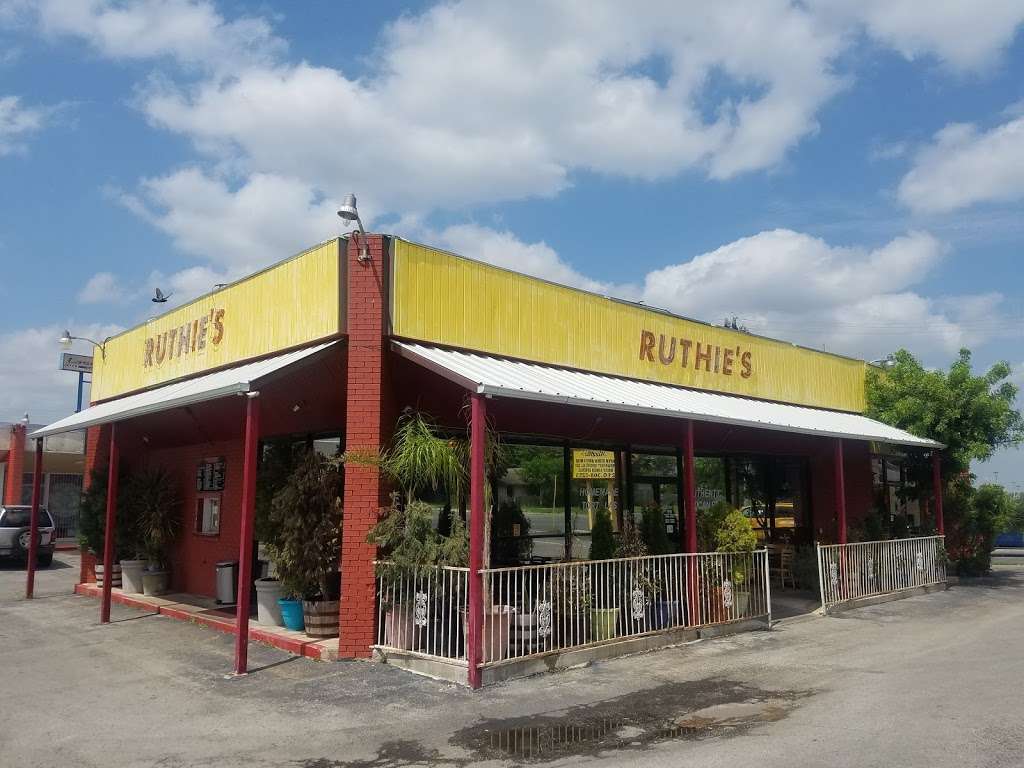 Ruthies Mexican Restaurant | 11423 West Ave, San Antonio, TX 78213, USA | Phone: (210) 308-0253