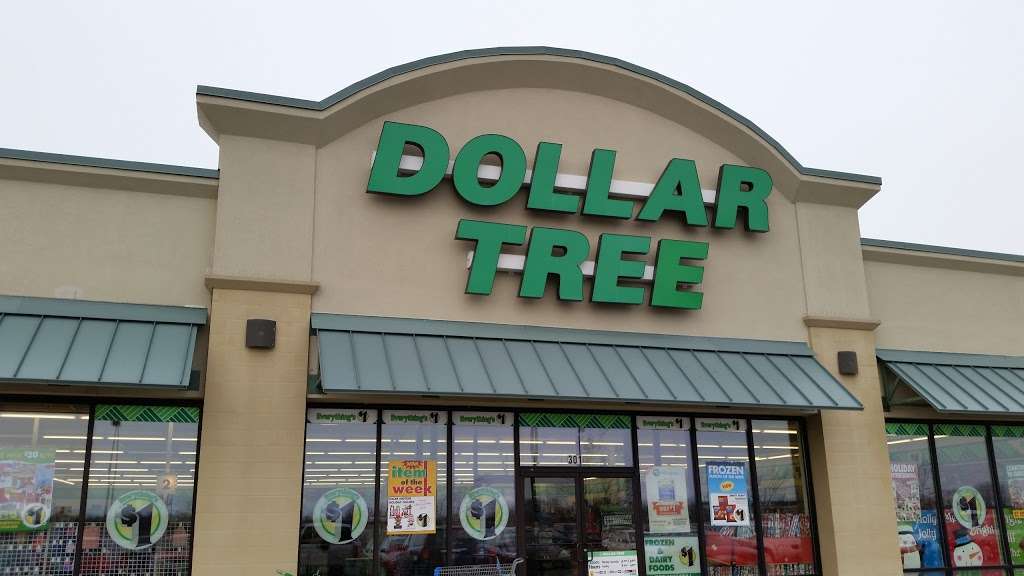 Dollar Tree | 503 Riverstone Pkwy, Kankakee, IL 60901, USA | Phone: (815) 936-0624