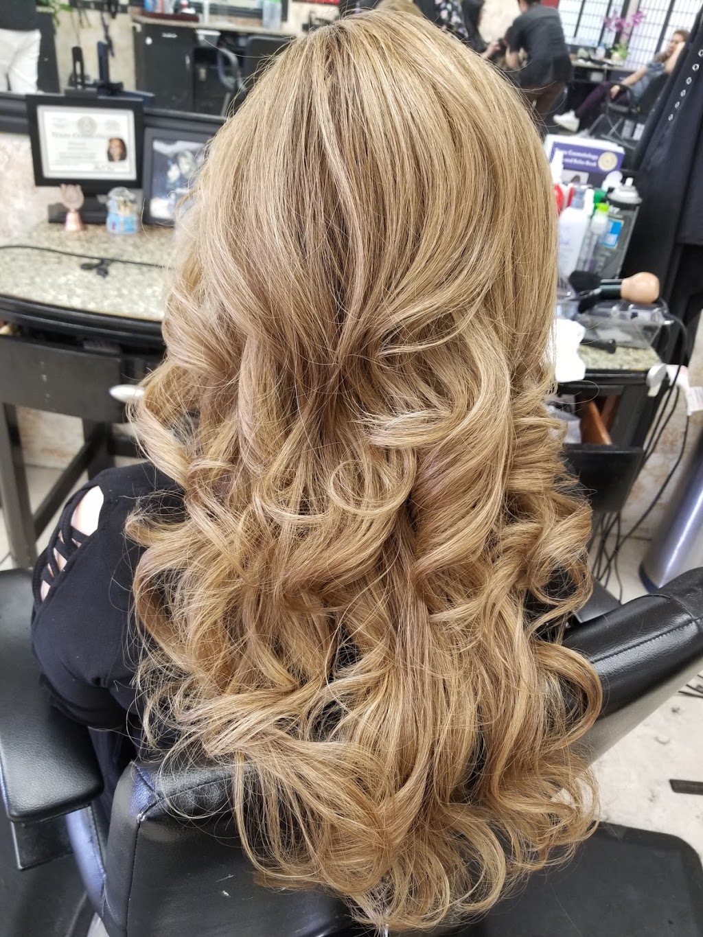 Salon Lupita | 1115 E Pioneer Pkwy # 137, Arlington, TX 76010 | Phone: (817) 275-3913