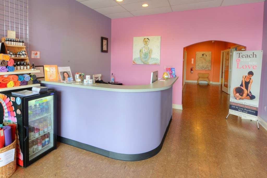 YogaWorks Severna Park | 160 Governor Ritchie Hwy, Severna Park, MD 21146 | Phone: (800) 336-9642 ext. 15