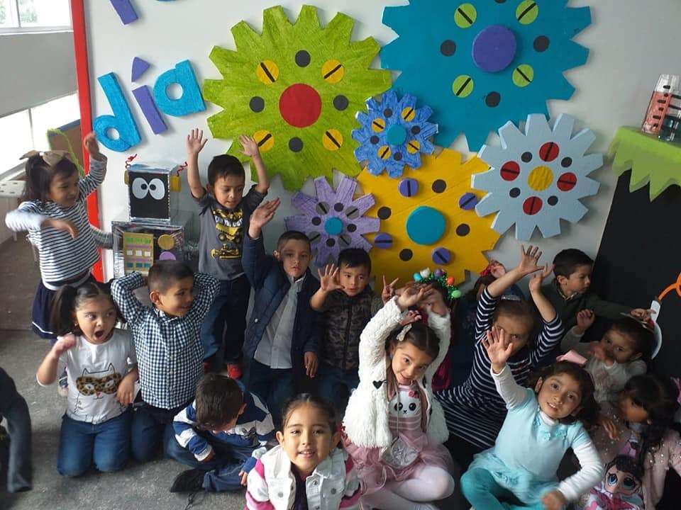 Comunidad Infantil Materna | Laguna Términos 19520, El Lago, 22210 Tijuana, B.C., Mexico | Phone: 664 660 1256