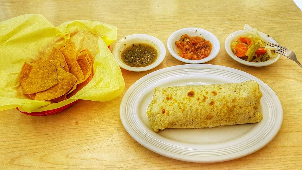 Los Burritos | 6583 Foothill Blvd, Tujunga, CA 91042 | Phone: (818) 353-0834