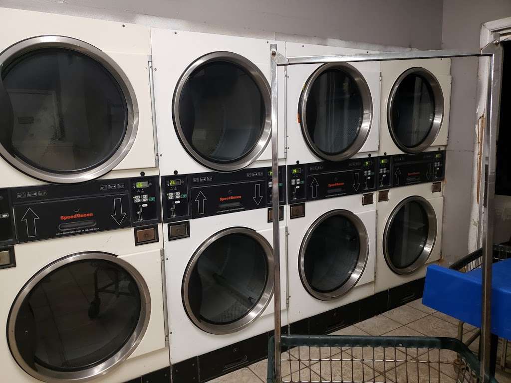 Pierson Laundry | Pierson, FL 32180, USA