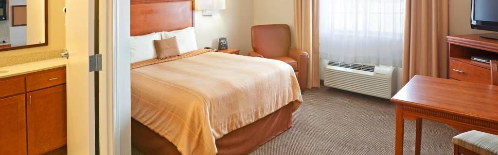 Candlewood Suites DFW South | 4200 Reggis Ct, Fort Worth, TX 76155, USA | Phone: (817) 868-1900