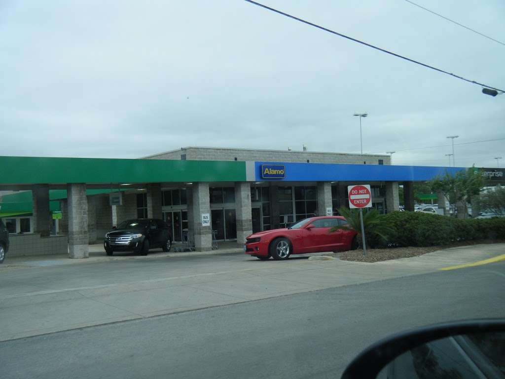 Alamo Rent A Car | 9559 Airport Blvd, San Antonio, TX 78216, USA | Phone: (210) 640-4939