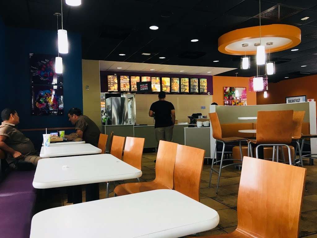 Taco Bell | 11257 Pines Blvd, Pembroke Pines, FL 33026, USA | Phone: (954) 430-3353