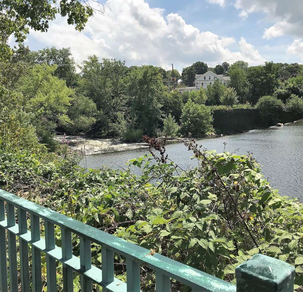 Manville Dam | Cumberland, RI 02864, USA