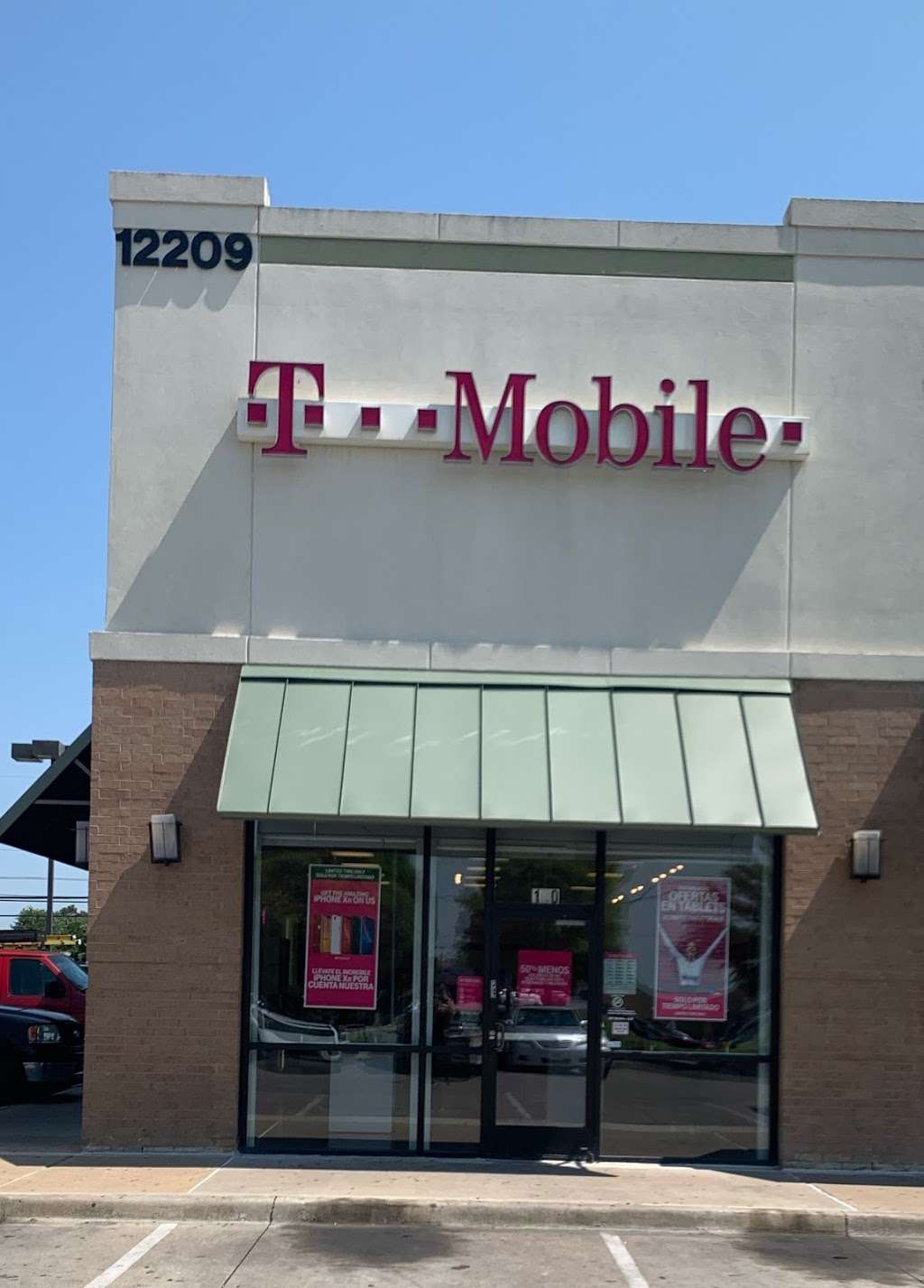 T-Mobile | 12209 Lake June Rd, Balch Springs, TX 75180, USA | Phone: (972) 288-2148