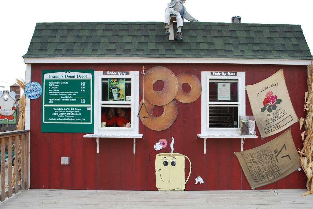 Siegels Cottonwood Farm | 17250 Weber Rd, Lockport, IL 60441, USA | Phone: (815) 741-2693