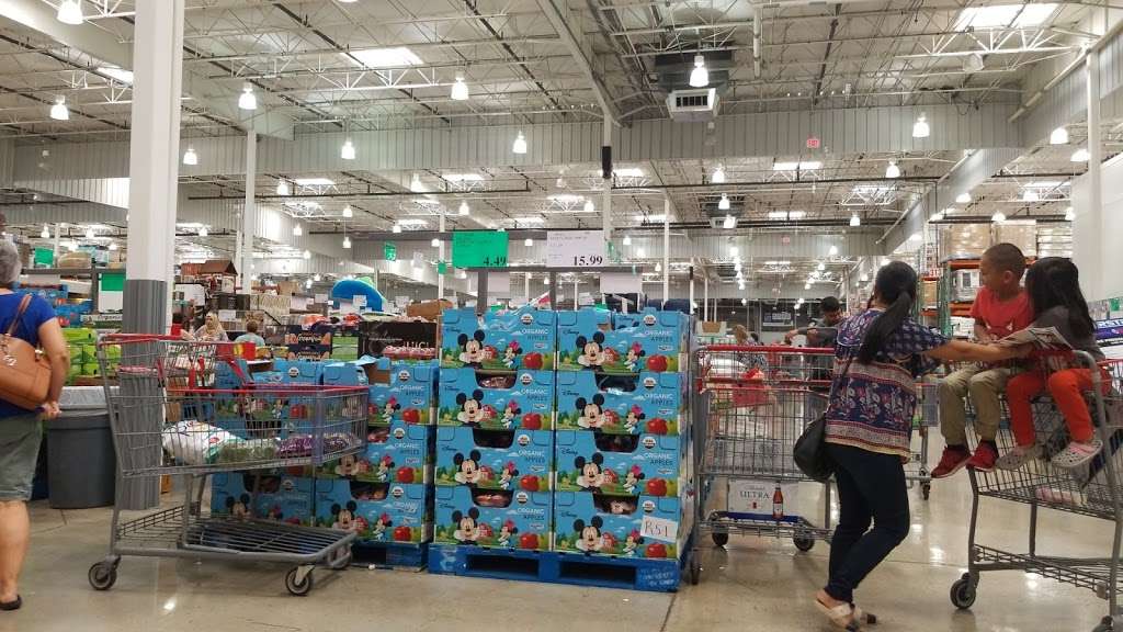 Costco Food Court | 5611 UTSA Boulevard, San Antonio, TX 78249, USA | Phone: (210) 200-2050