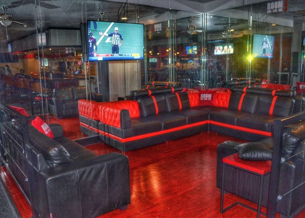 Room 183 Sports Lounge | 4167 183rd St, Country Club Hills, IL 60478, USA | Phone: (708) 914-4936