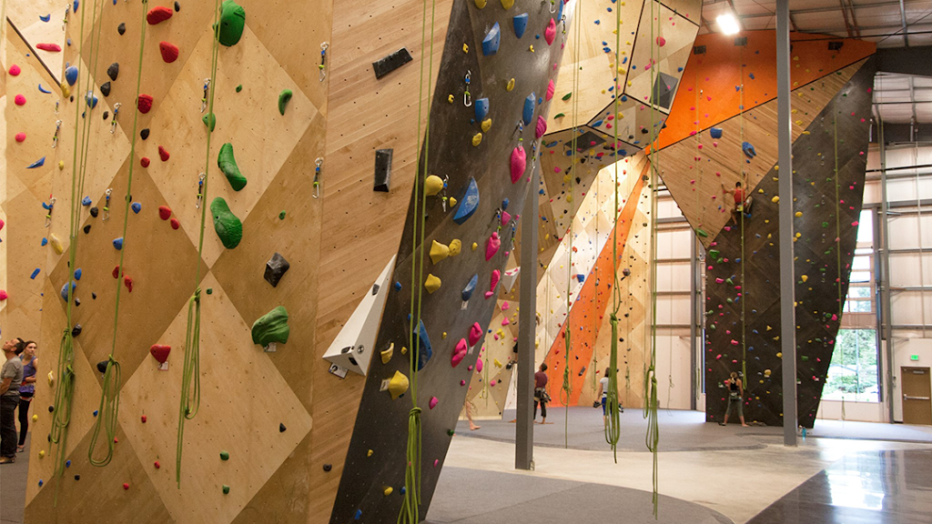 Übergrippen Indoor Climbing Crag | 8610 E 21st Ave, Denver, CO 80238 | Phone: (720) 592-0716