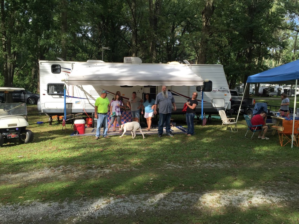 Acorn Oaks Campground | 16614 W State Road 114, Francesville, IN 47946, USA | Phone: (219) 567-2524