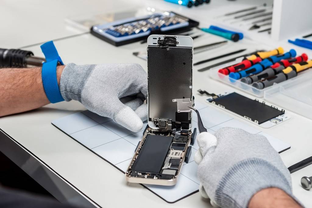 Fast Wireless | 3328 N Foster Dr, Baton Rouge, LA 70805, USA | Phone: (225) 927-2652 Fast Wireless | 3328 N Foster Dr, Baton Rouge, LA 70805, USA | Phone: (225) 927-2652