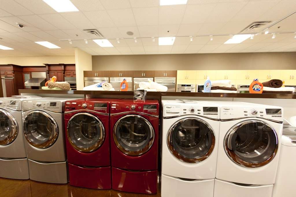 Universal Appliance and Kitchen Center | 26767 Agoura Rd, Calabasas, CA 91302, USA | Phone: (818) 880-0011