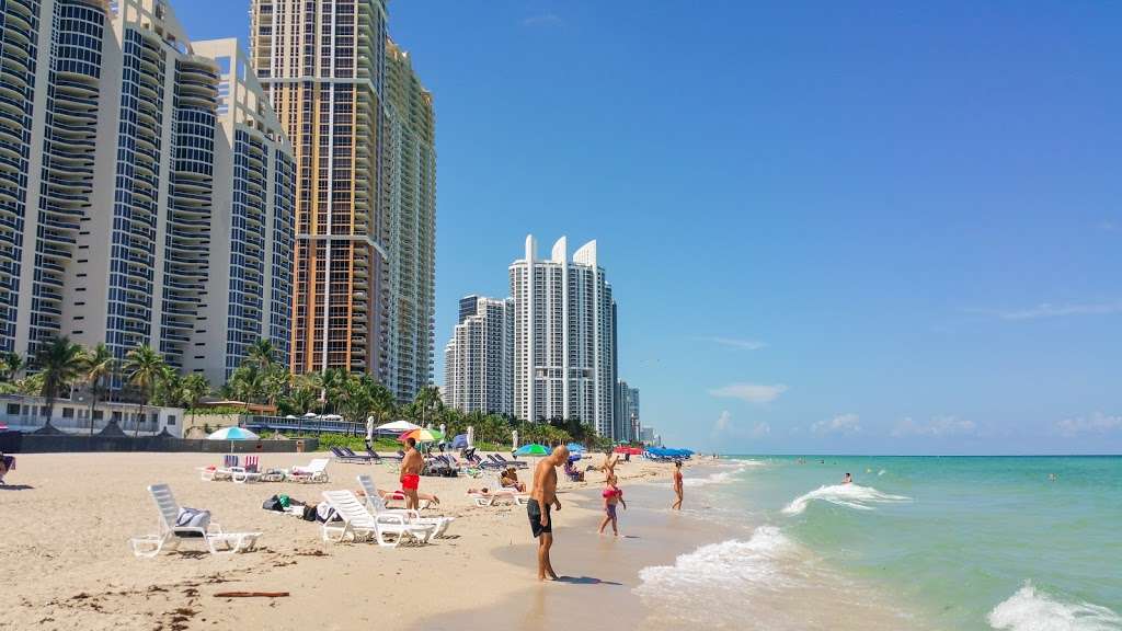 Samson Oceanfront Park | 17425 Collins Ave, Sunny Isles Beach, FL 33160, USA | Phone: (305) 792-1706