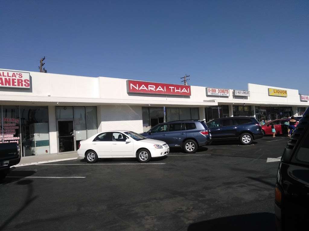 Narai Thai Cuisine | 7611 Firestone Blvd, Downey, CA 90241, USA | Phone: (562) 928-4632
