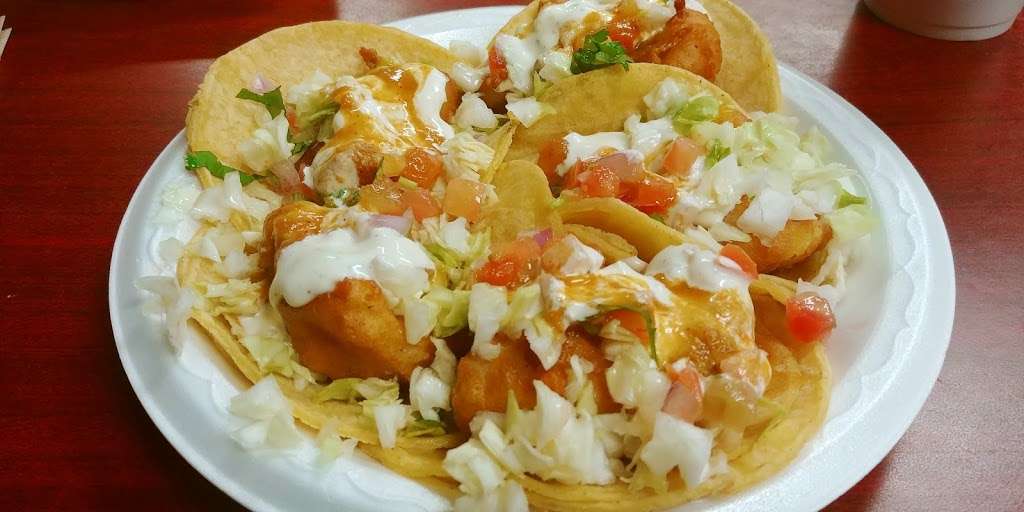 Mariscos El Puerto | 5599 Riverside Dr, Chino, CA 91710, USA | Phone: (909) 628-2903