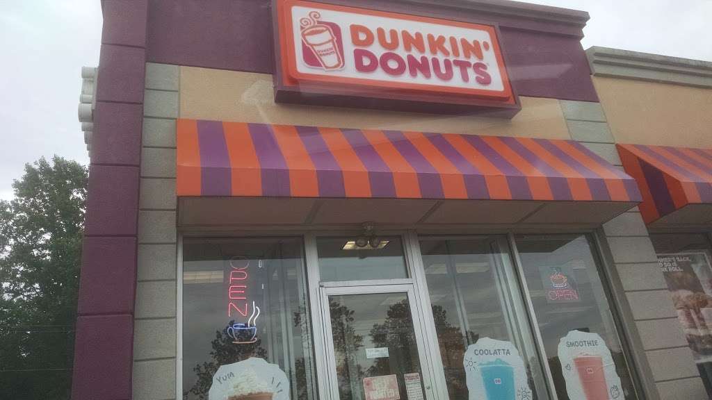 Dunkin Donuts | 1 Elbow Ln, Burlington, NJ 08016, USA | Phone: (609) 387-4700