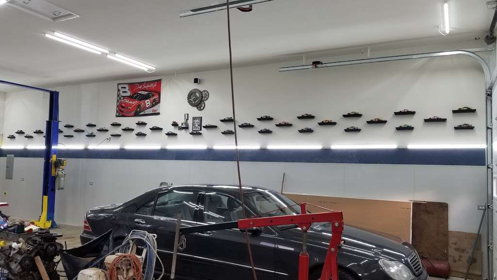 J&H Auto Service | 1714 N Broadway St, Crest Hill, IL 60403, USA | Phone: (630) 742-2309