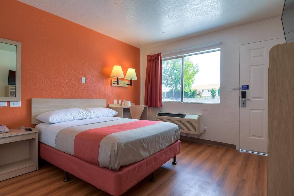 Motel 6 Stanton, CA | 7450 Katella Ave, Stanton, CA 90680, USA | Phone: (714) 891-0717