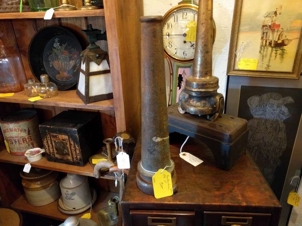 Brandywine River Antiques Market | 878 Baltimore Pike, Chadds Ford, PA 19317, USA | Phone: (610) 388-2000