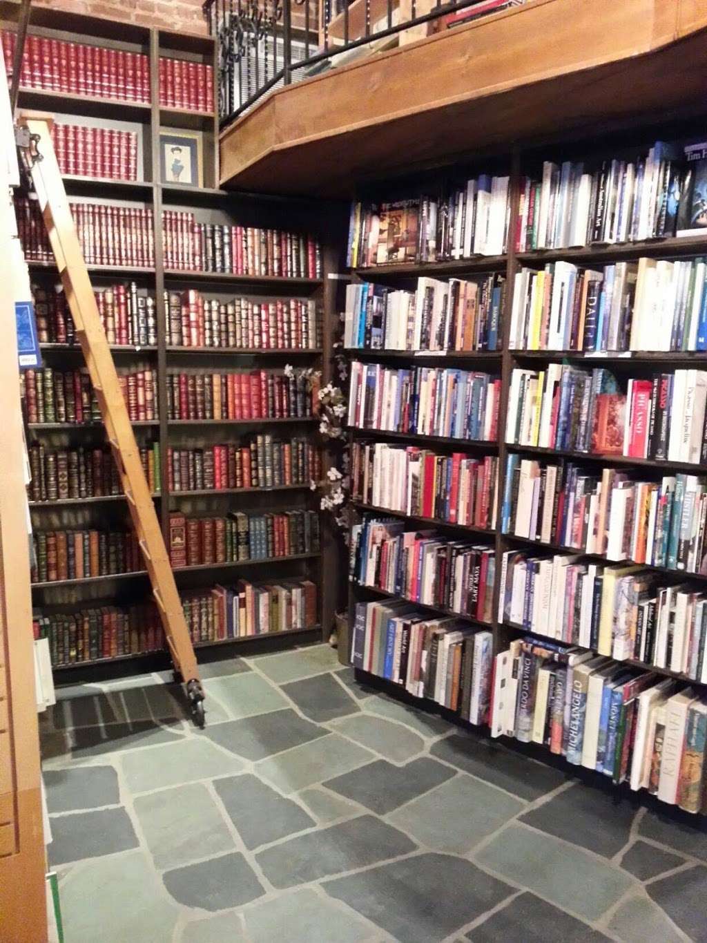 Broad Street Books | 1 Mill St, Branchville, NJ 07826, USA | Phone: (862) 268-5184