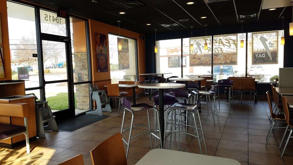 Taco Bell | 18415 Woodfield Rd, Gaithersburg, MD 20879 | Phone: (301) 840-8356