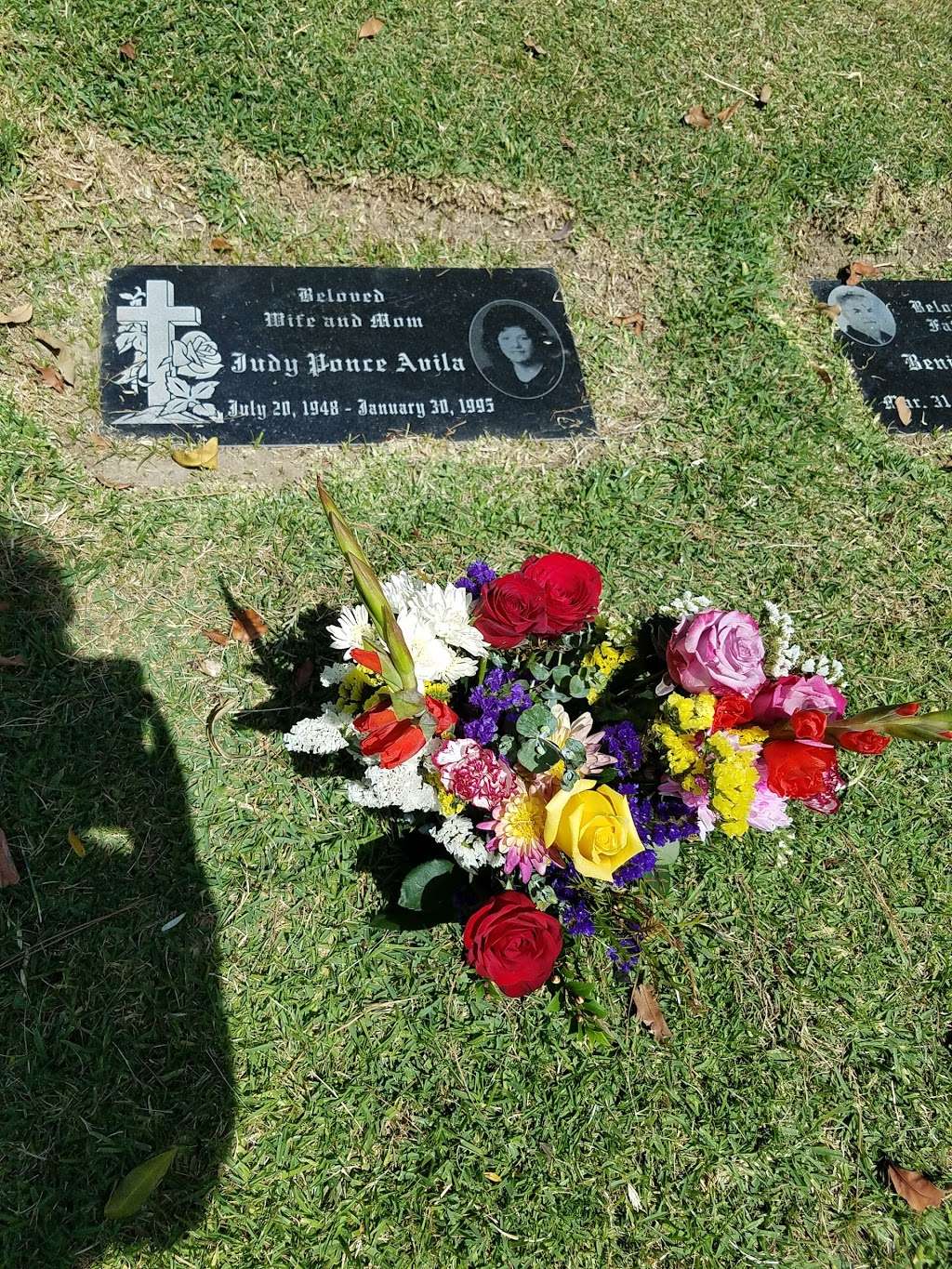 Carnation Lawn - Rosehills Memorial | Whittier, CA 90601, USA
