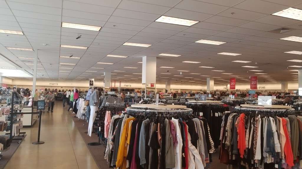 Nordstrom Rack The Rim | 5823 Worth Pkwy, San Antonio, TX 78257, USA | Phone: (210) 587-6644