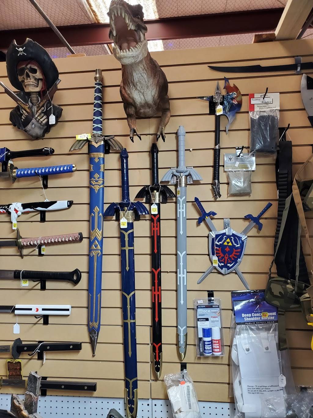 Twisted Js Knives & Tactical | 1808 Clovis Rd, Lubbock, TX 79415, USA | Phone: (806) 448-8210