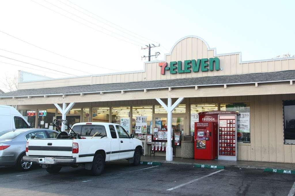 7-Eleven | 23406 Lyons Ave, Newhall, CA 91321, USA | Phone: (661) 253-1222