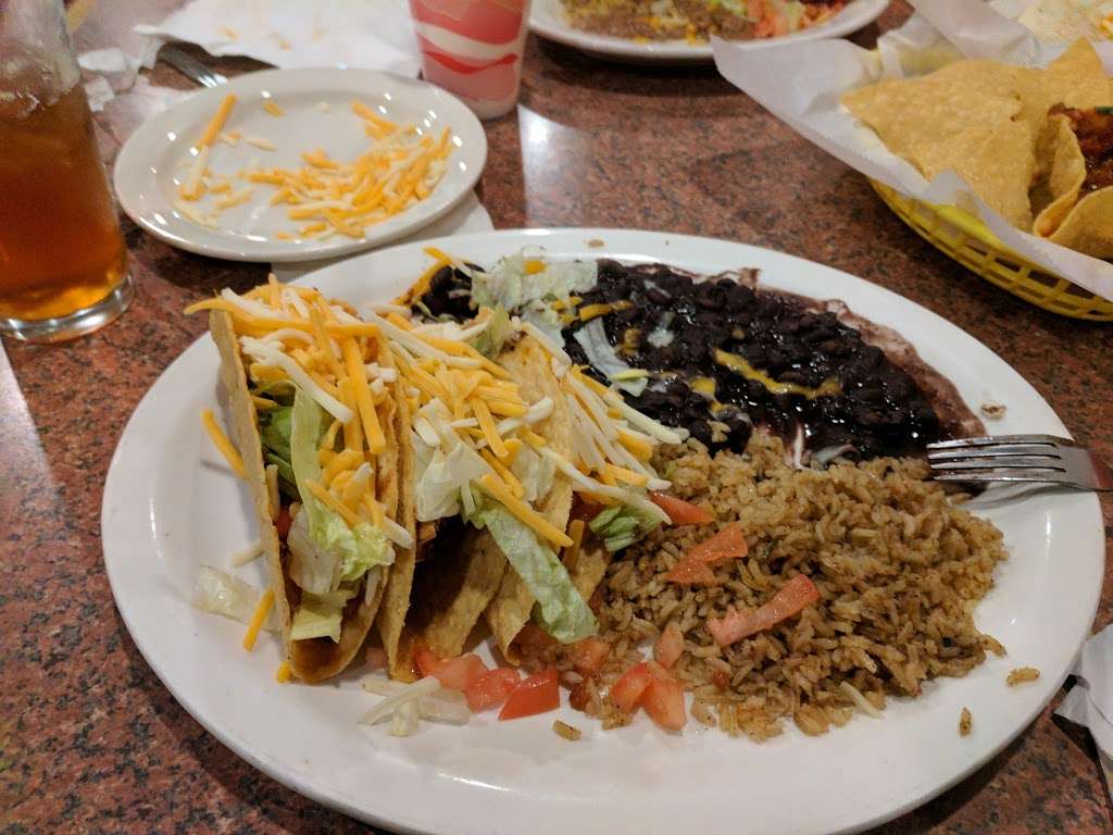 Mi Casa Mexican Restaurant | 3355 Saint Johns Ln B, Ellicott City, MD 21042 | Phone: (410) 480-2900