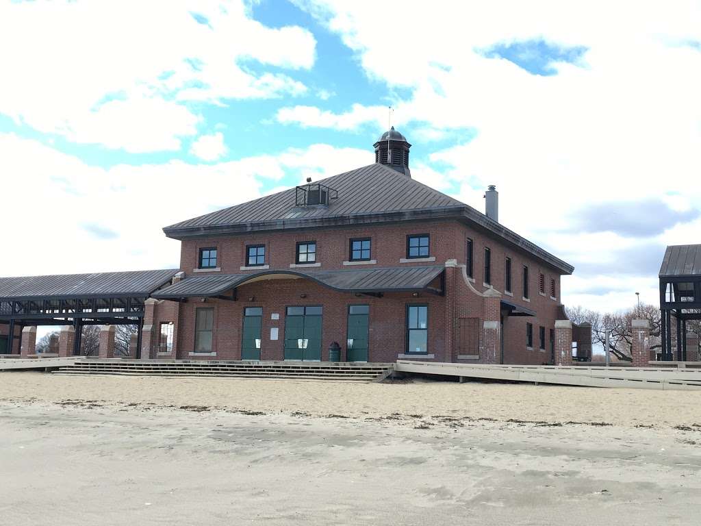 Carson Beach | 165 HarborWalk, Boston, MA 02125, USA | Phone: (617) 727-5290